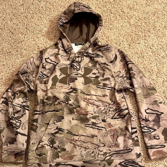 Under armor camo hoodie - Picture 2 of 7
